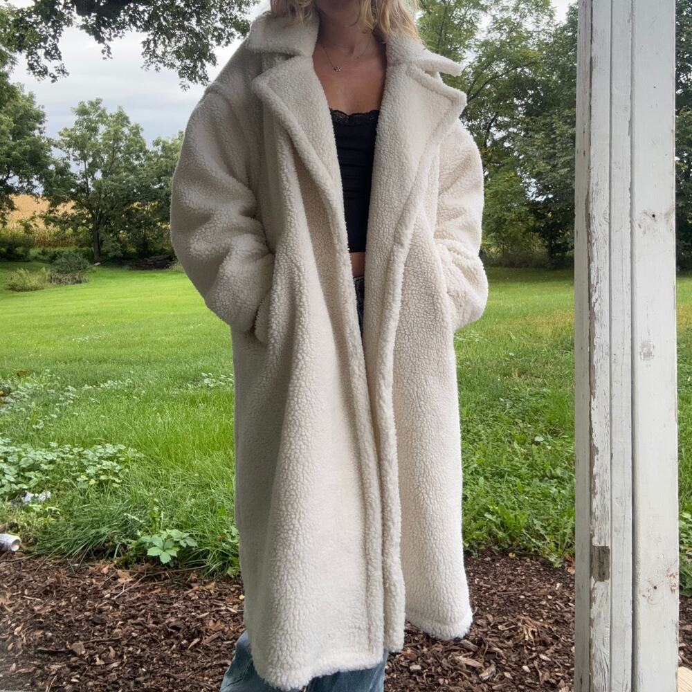 Fabletics x Khloe Kardashian Teddy Long Coat Bone White Off-White Sherpa Size 2X